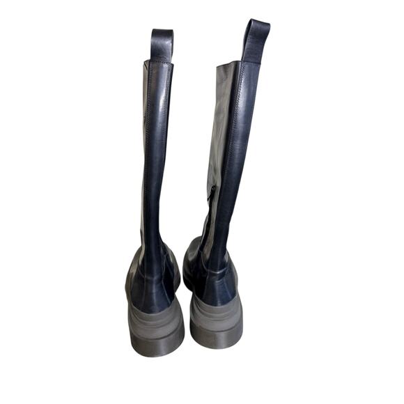 Bottega Veneta NIB Black Tire Tall Lug Sole Boots Size 37 - Picture 4 of 10